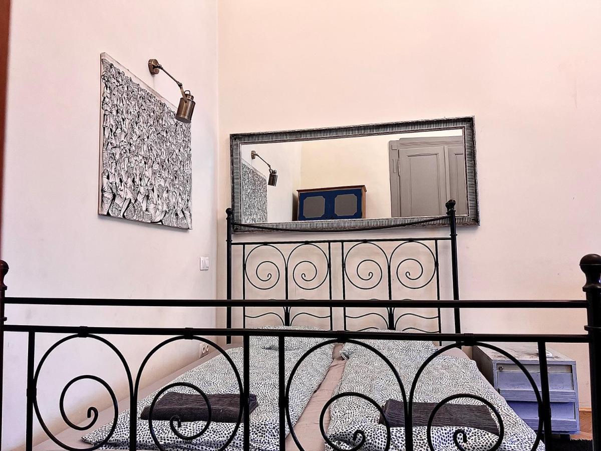F14 Guest House By Small Home Budapest Eksteriør bilde